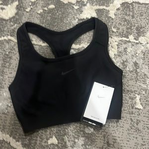 Nike Swoosh Sports Bra